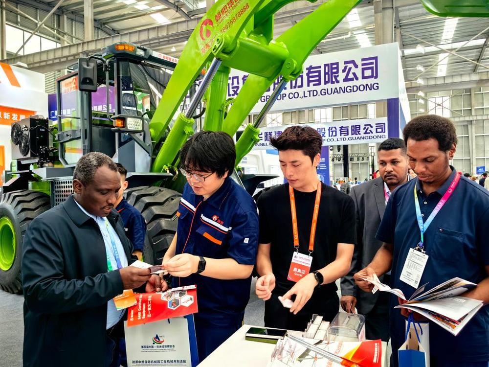 &ldquo;魔改机甲&rdquo;拓展中非经贸合作新天地